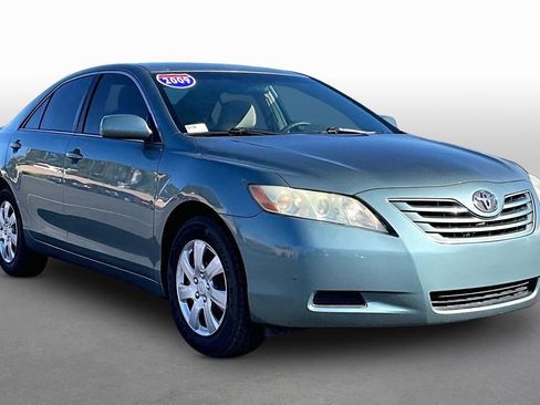 Used 2009 Toyota Camry LE image 6