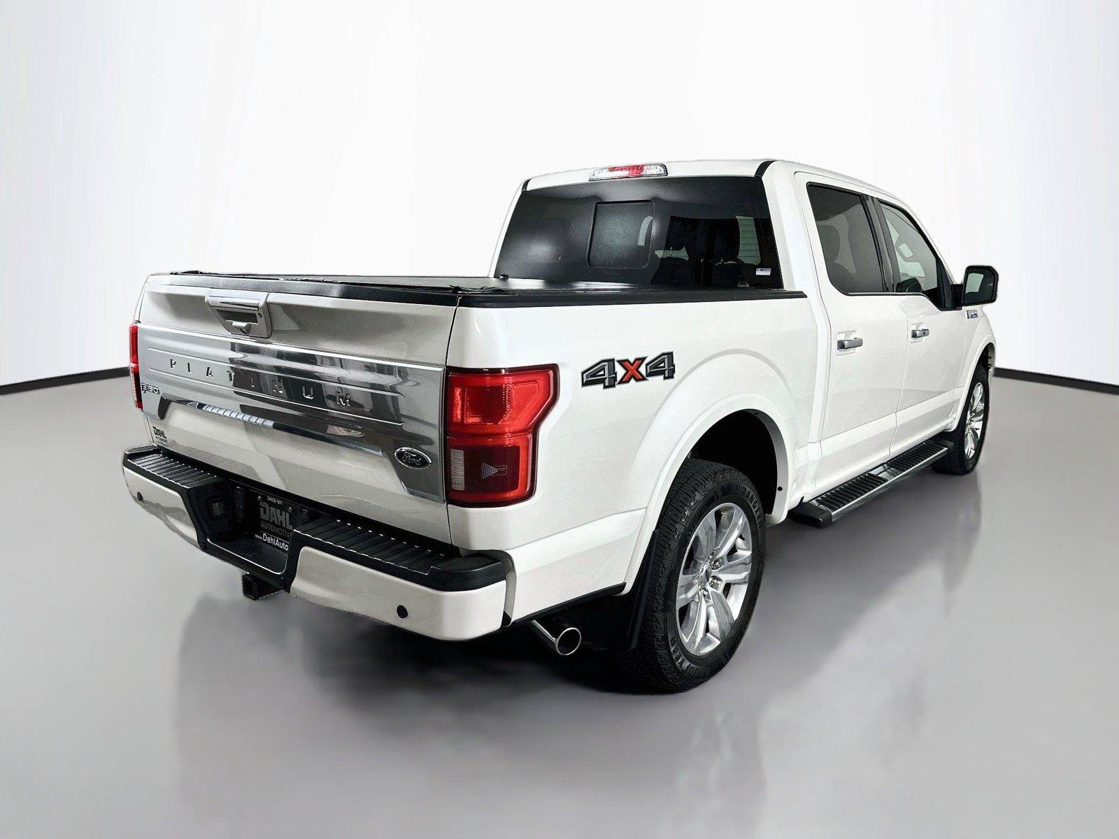 Used 2018 Ford F150 Platinum w/ Equipment Group 701A Luxury AWD/4WD image 13