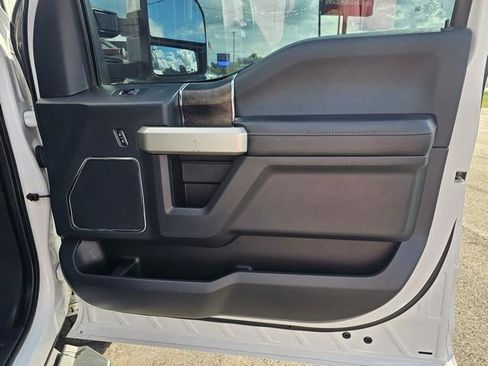 Used 2022 Ford F350 Lariat w/ Lariat Ultimate Package image 29