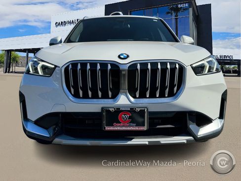 Used 2025 BMW X1 xDrive28i image 6
