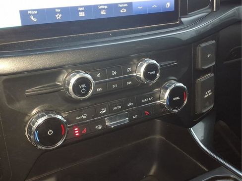 Used 2022 Ford F150 XLT w/ Equipment Group 302A High image 9