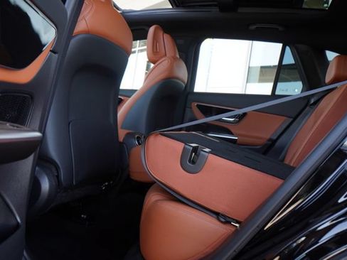 Certified 2026 Mercedes-Benz GLC 300 image 33