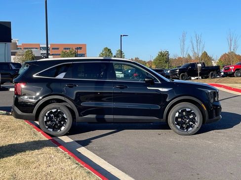 New 2026 Kia Sorento S AWD/4WD image 5