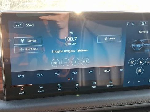 Certified 2023 Lincoln Nautilus Reserve AWD/4WD image 18