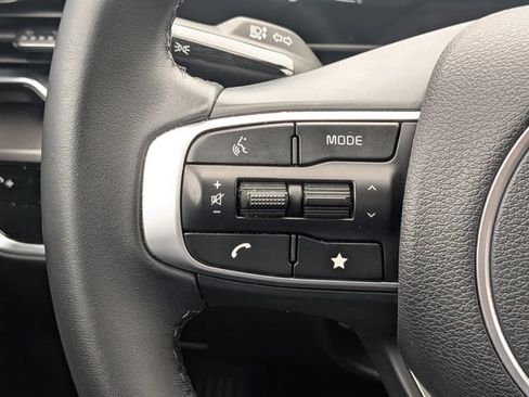Certified 2024 Kia Sportage EX FWD image 29