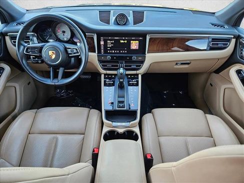 Used 2023 Porsche Macan S image 17