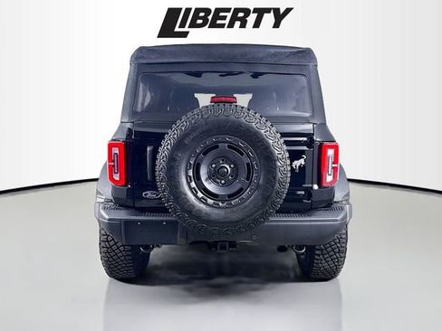 Used 2024 Ford Bronco Badlands image 6