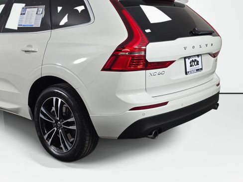 Used 2020 Volvo XC60 T6 Momentum AWD/4WD image 15