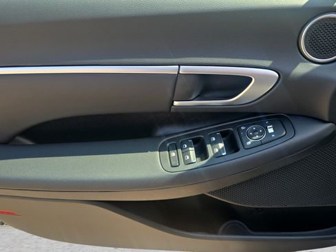 Certified 2026 Hyundai Sonata SEL AWD/4WD image 16