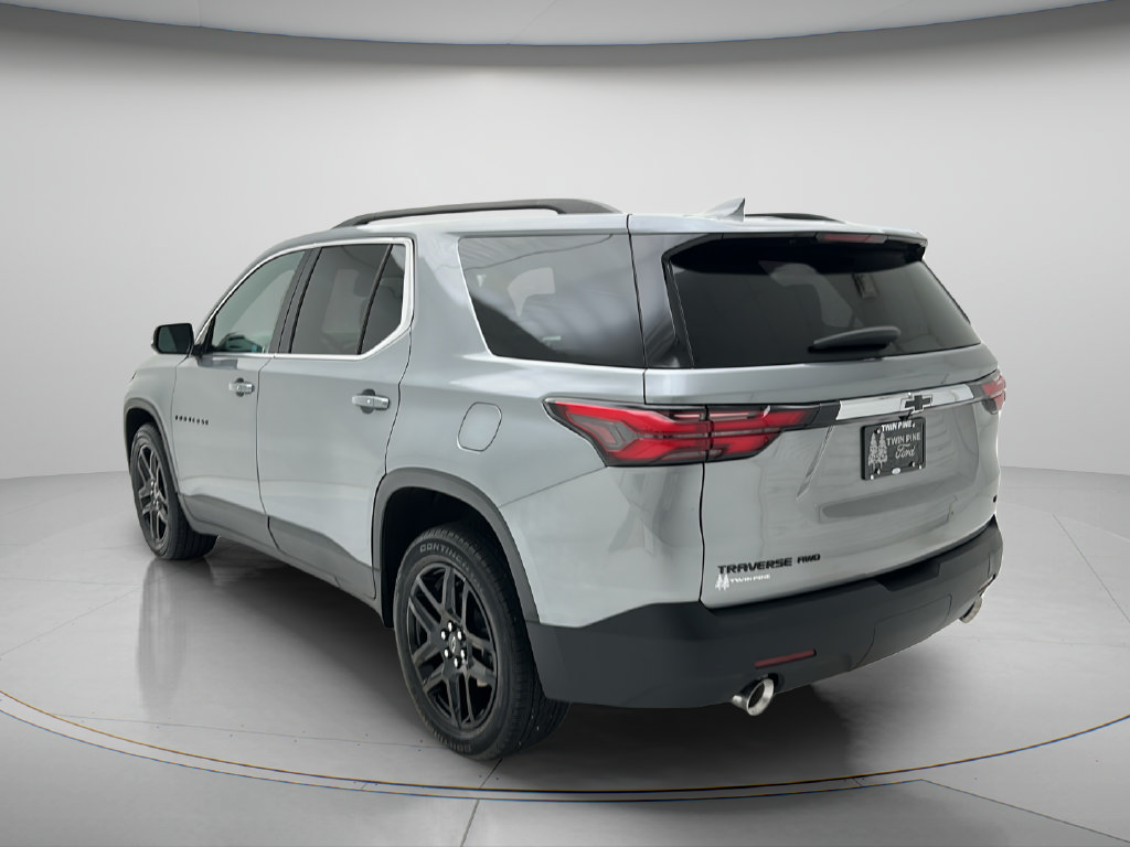 Used 2023 Chevrolet Traverse LT AWD/4WD image 7