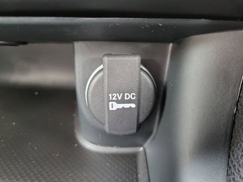 Used 2023 Dodge Charger R/T w/ Technology Group image 14