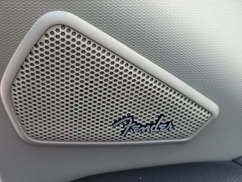 Certified 2021 Nissan Titan SL w/ Moonroof Package image 41