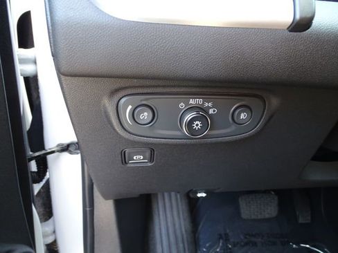 Used 2023 GMC Terrain SLT w/ Elevation Edition FWD image 21