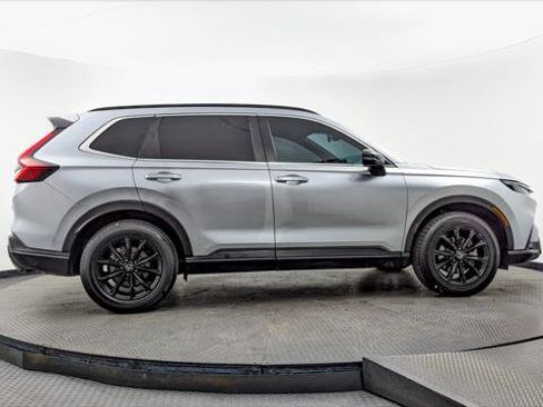 Used 2023 Honda CR-V Sport image 9