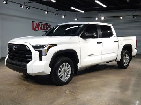 Certified 2026 Toyota Tundra SR5 w/ SR5 Convenience Package image 3