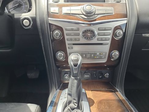 Used 2018 INFINITI QX80 4WD w/ Deluxe Technology Package image 11