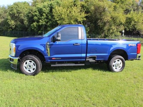 Used 2026 Ford F350 XLT w/ FX4 Off-Road Package AWD/4WD image 3