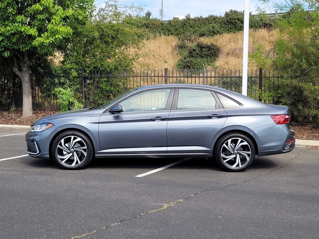 New 2026 Volkswagen Jetta SEL FWD image 8