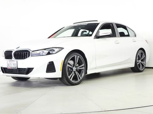 Certified 2023 BMW 330i Sedan w/ Driving Assistance Package RWD image 2