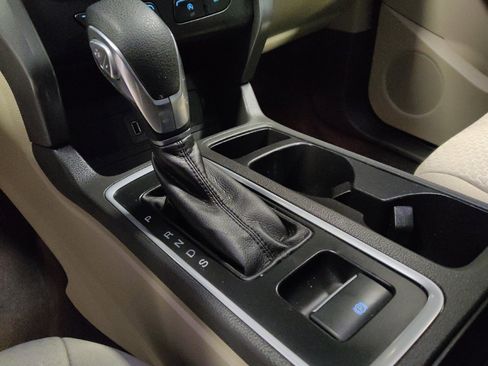 Used 2018 Ford Escape SE w/ SE Sync 3 Package image 26