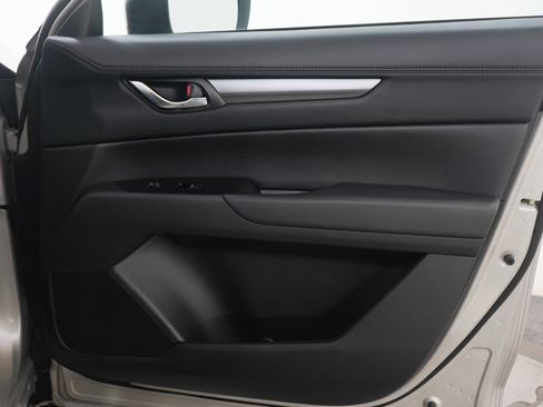 Used 2024 MAZDA CX-5 AWD 2.5 S w/ Preferred Package image 9