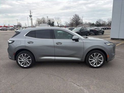 New 2026 Buick Envision Avenir image 7