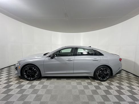 Used 2023 Kia K5 GT-Line image 4