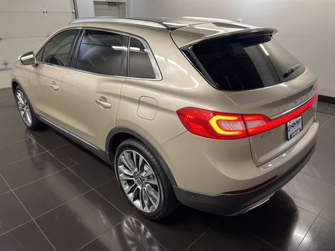 Used 2017 Lincoln MKX Reserve image 4