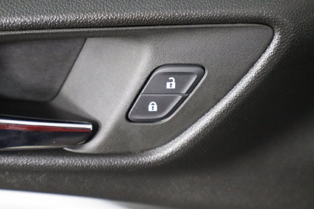 Used 2024 Chevrolet Trax LT FWD image 22