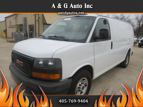 Used 2018 GMC Savana 2500 w/ Driver Convenience Package image 1
