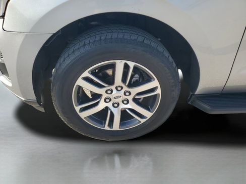 Used 2024 Ford Expedition Max Limited RWD image 28