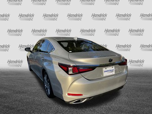 Used 2019 Lexus ES 350 w/ Premium Package image 7