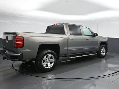 Used 2017 Chevrolet Silverado 1500 LT w/ All Star Edition AWD/4WD image 7