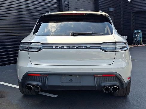 Certified 2024 Porsche Macan S AWD/4WD image 6