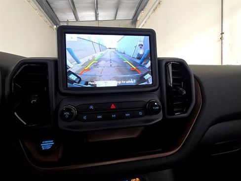 Used 2024 Ford Bronco Sport Outer Banks w/ Tech Package image 14