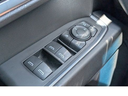 Used 2024 GMC Sierra 1500 SLT image 22