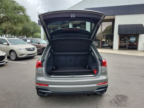 Used 2020 Audi Q3 2.0T Premium w/ Convenience Package image 11