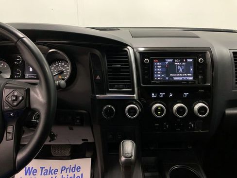 Used 2019 Toyota Sequoia TRD Sport w/ TRD Sport Premium Package AWD/4WD image 19
