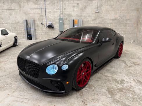 Used 2021 Bentley Continental GT AWD/4WD image 2