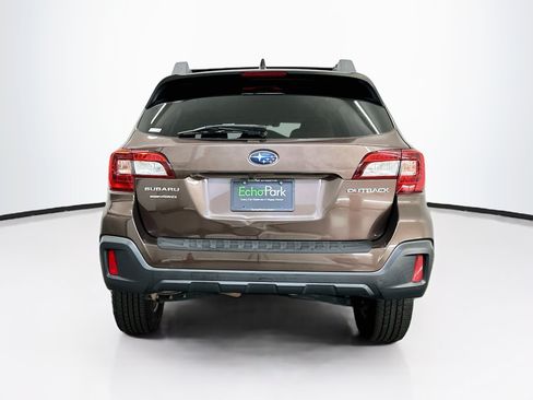 Used 2019 Subaru Outback 2.5i Premium AWD/4WD image 7