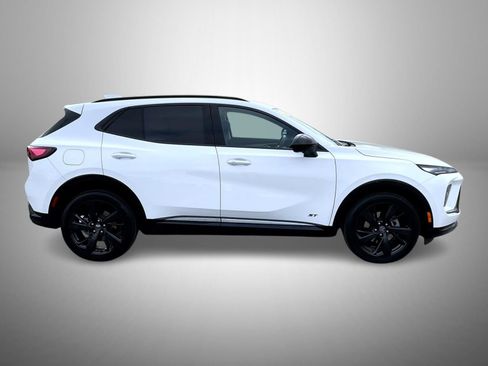 Certified 2025 Buick Envision Sport Touring image 4