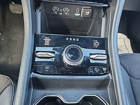 Used 2024 Jeep Grand Cherokee Trailhawk image 7