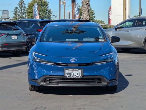 Used 2023 Toyota Prius LE image 2