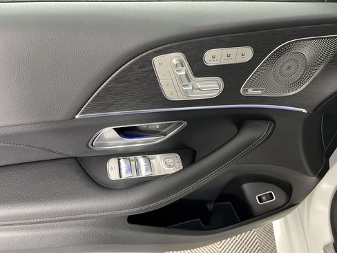New 2026 Mercedes-Benz GLS 450 4MATIC image 19