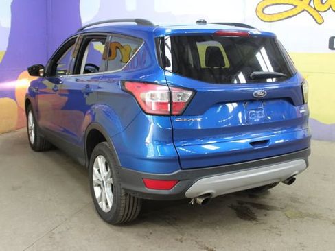 Used 2018 Ford Escape SE AWD/4WD image 5