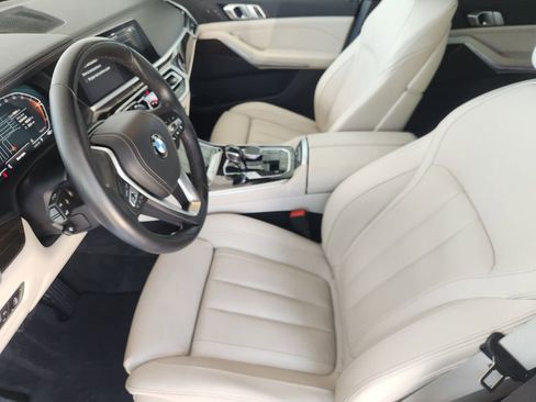 Used 2021 BMW X5 sDrive40i w/ Luxury Seating Package 2 RWD image 13