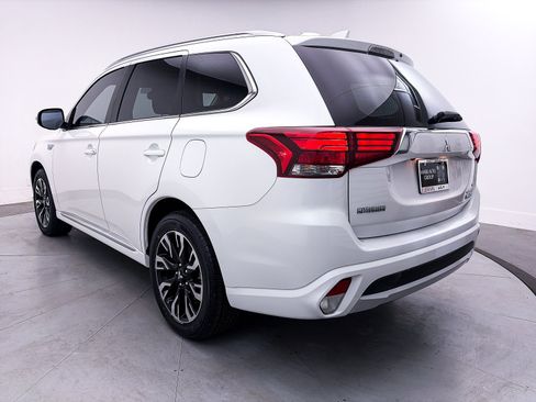 Used 2018 Mitsubishi Outlander GT image 8