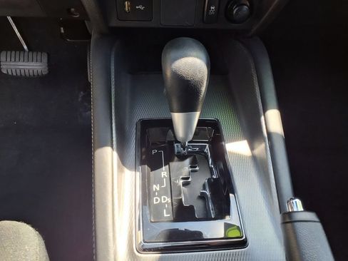 Used 2025 Mitsubishi Outlander Sport LE AWD/4WD image 18