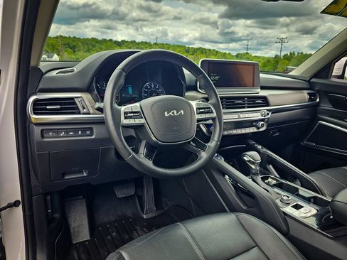 Used 2022 Kia Telluride EX w/ EX Premium Package AWD/4WD image 12