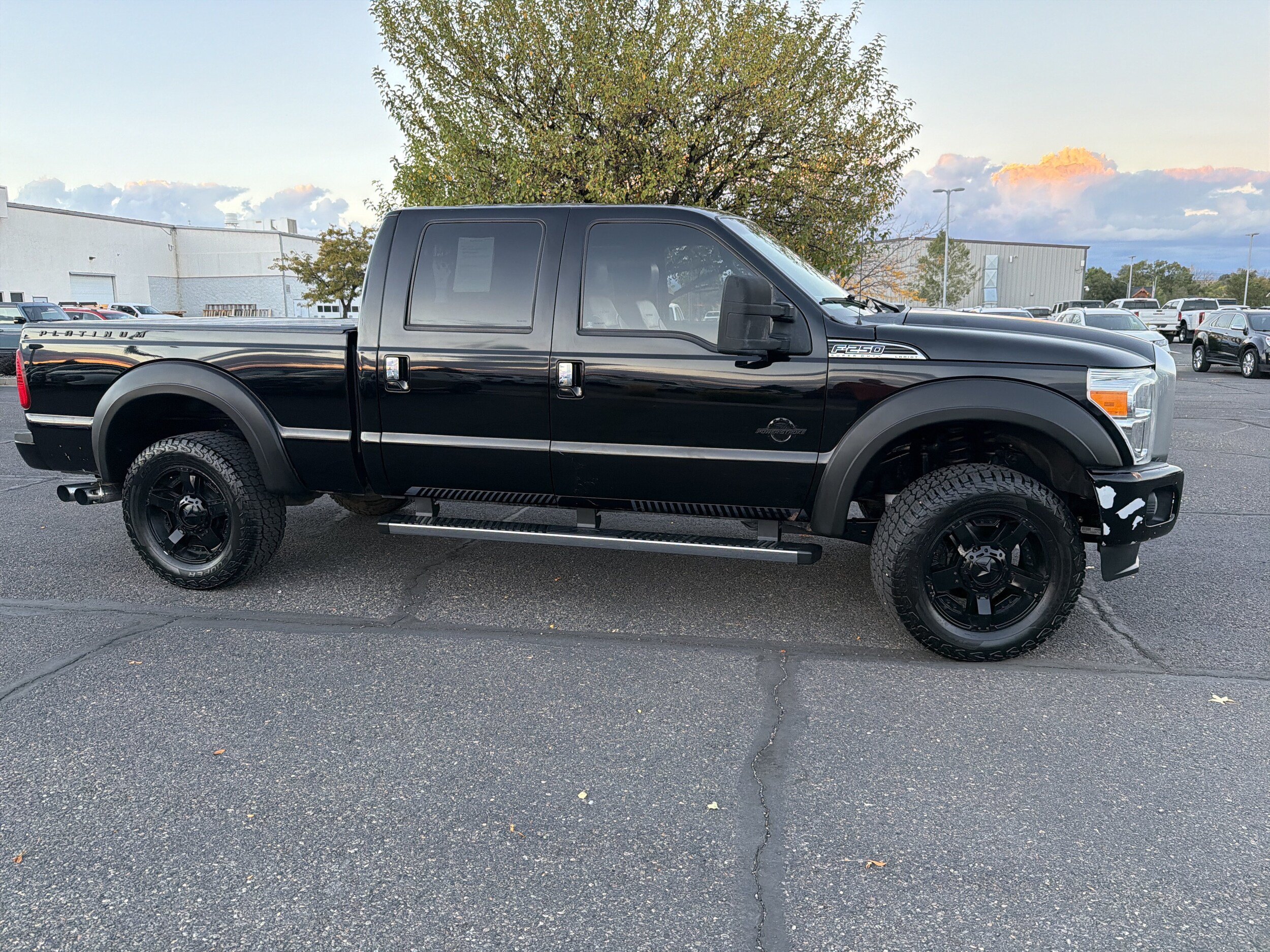Used 2016 Ford F250 Platinum w/ Platinum Package AWD/4WD image 5